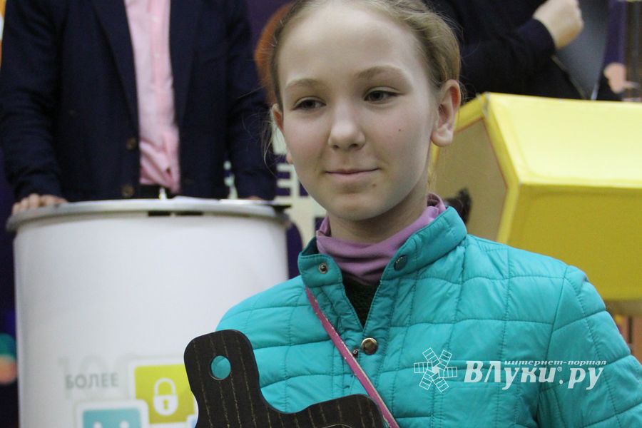 В ТЦ «Апельсин» прошла весенняя ночь распродаж