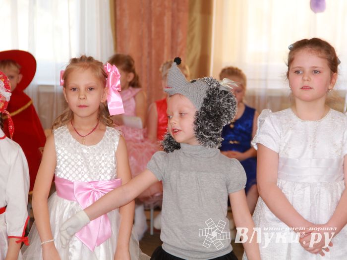 8 марта в саду 26