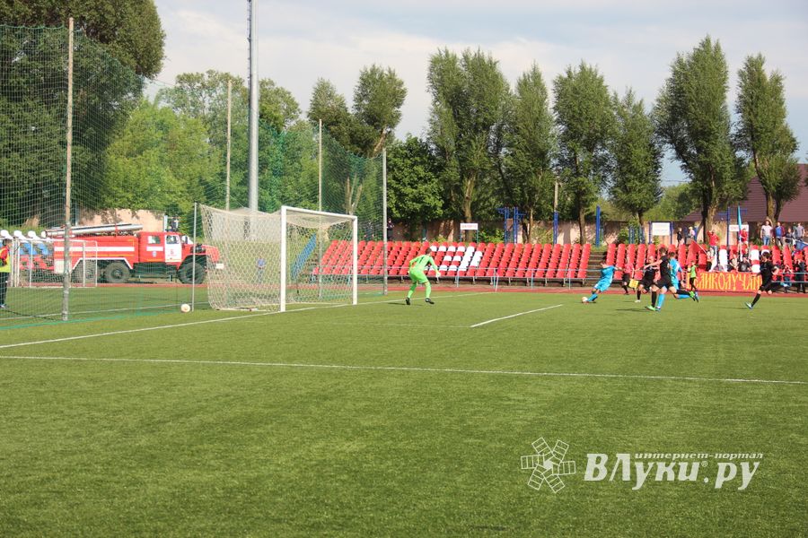 «Луки-Энергия» терпит второе домашнее поражение  (ФОТО)