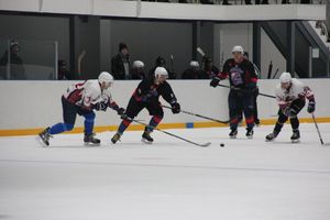 Две победы у великолукских хоккейных команд (ФОТО)