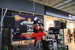 В ТЦ «Апельсин» прошла весенняя ночь распродаж