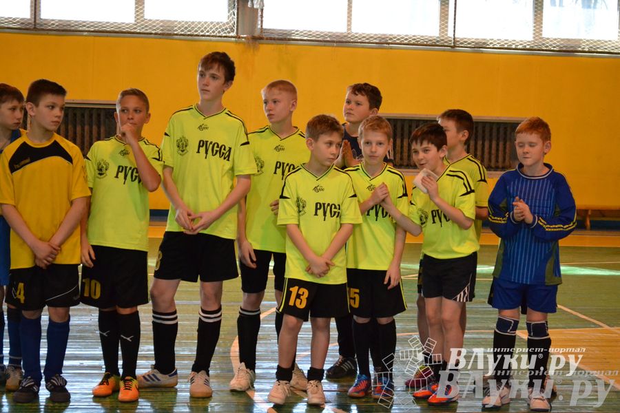 XII Традиционный Международный открытый турнир по мини-футболу среди юношей 2001-2002 г. р.