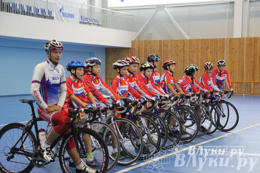 Открытие спортивно-оздоровительный комплекс «Стрелец» (фото)