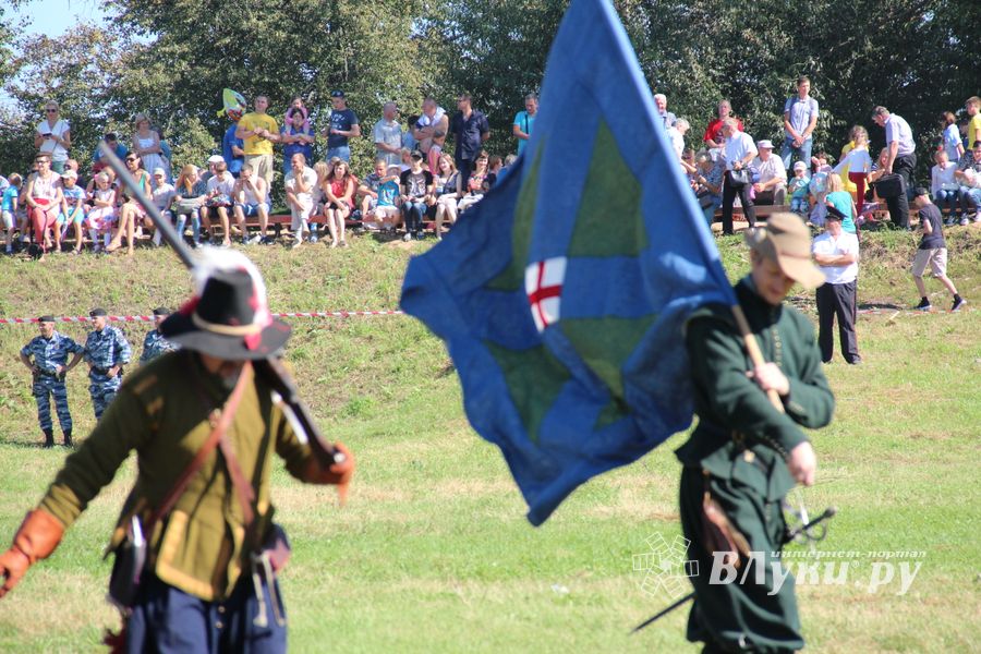 Великолукская Крепость соединила прошлое и настоящее (ФОТО)