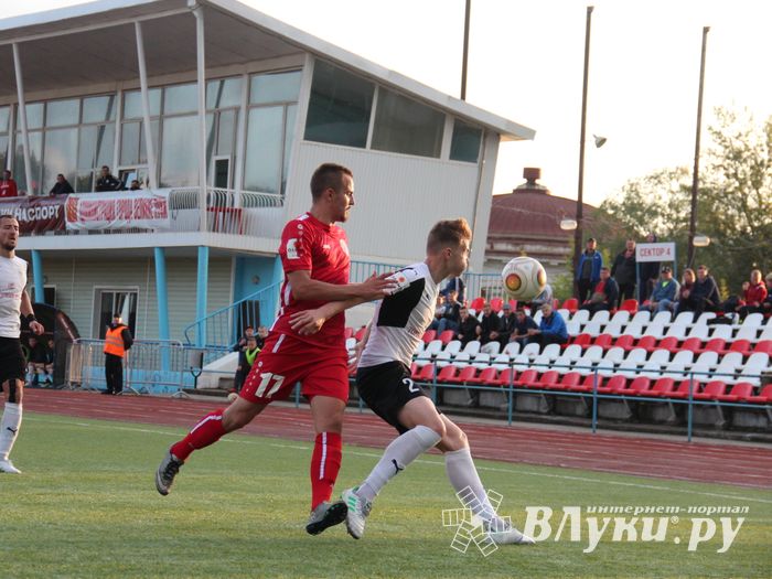 «Луки-Энергия» сыграла вничью в матче 4-го тура (ФОТО)