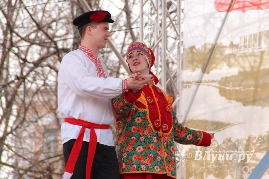 СТЦ «СтройСам» порадовал великолучан на универсальной ярмарке «Весна-2018» (ФОТО)