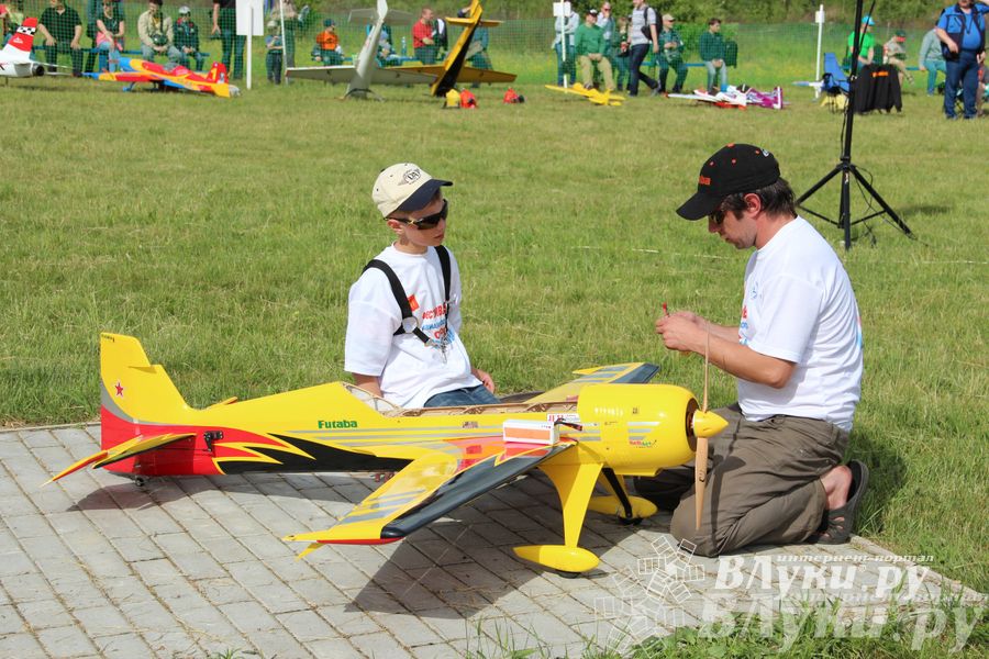 Фестиваль авиамодельного спорта России в Великих Луках