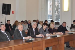 В администрации города Великие Луки обсудили исполнение городского бюджета в феврале (фото)