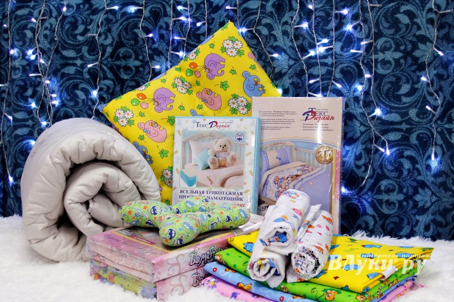 Пора покупать тёплые и яркие новогодние подарки (ФОТО)