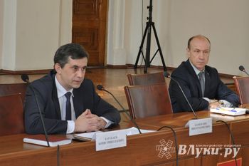 Итоги апреля были подведены на общегородском совещании (фото)