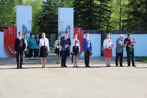 Юные великолучане почтили память бойцов Великой войны (ФОТО)