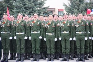 В Великих Луках прошел Парад Победы (ФОТО)