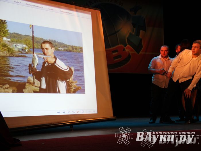 Великолукские КВНщики «перезагрузились» (фото)