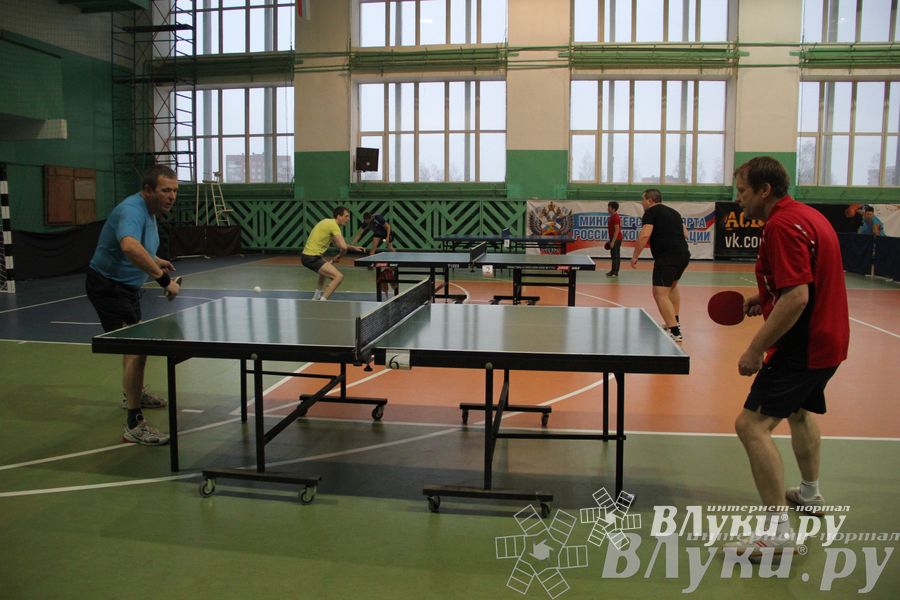 В Великих Луках прошло Первенство города по настольному теннису (фото)