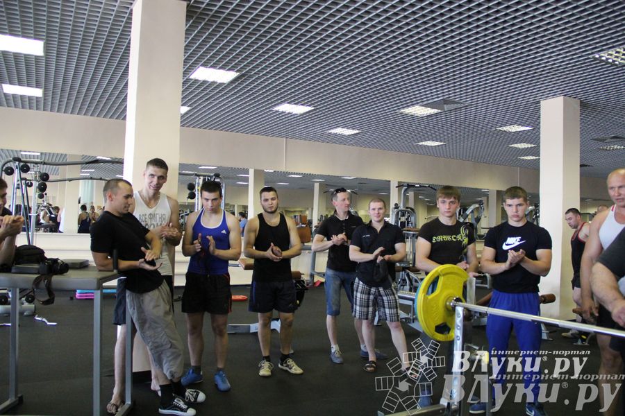 Народный жим в «С-Фитнес»