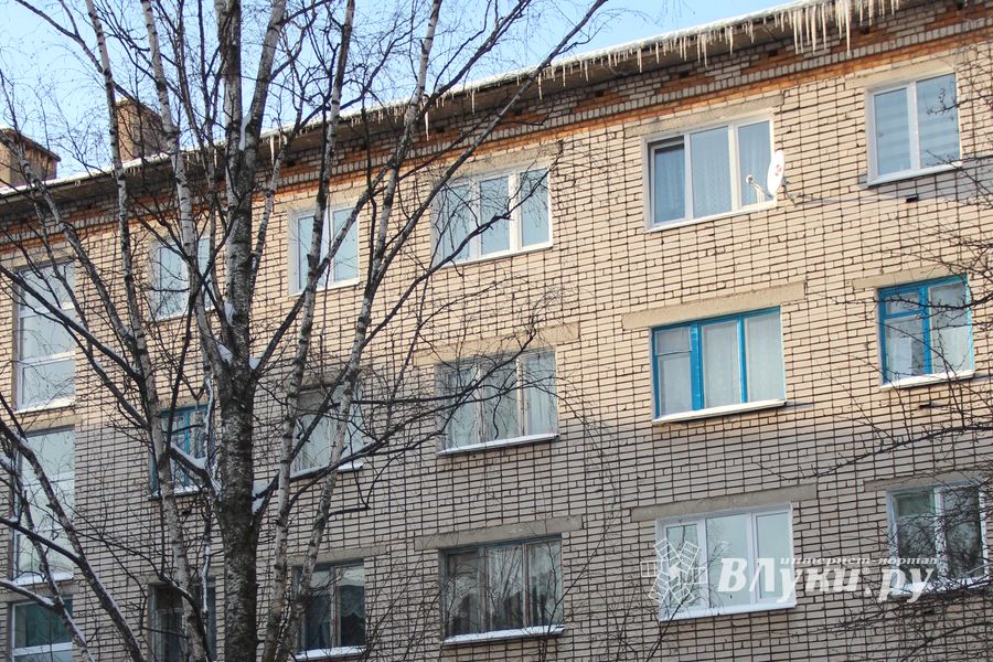 В Великих Луках появилась «нависающая» опасность