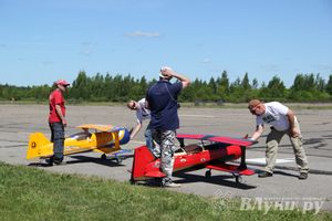 В Великих Луках прошел Фестиваль авиамодельного спорта (фото)
