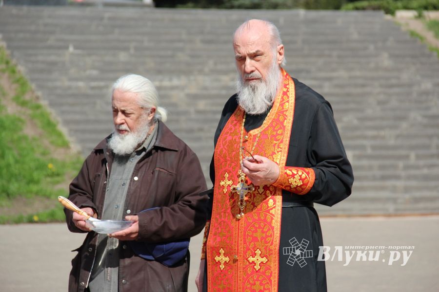 Шар, посвященный 850-летию города, поднялся над Великими Луками (ФОТО)