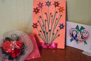 В Великолукском районе прошла выставка детских открыток ко Дню матери (фото)