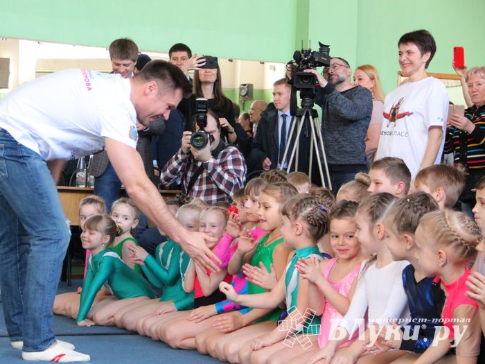 Сегодня Великие Луки посетил четырехкратный олимпийский чемпион Алексей Немов (ФОТО)