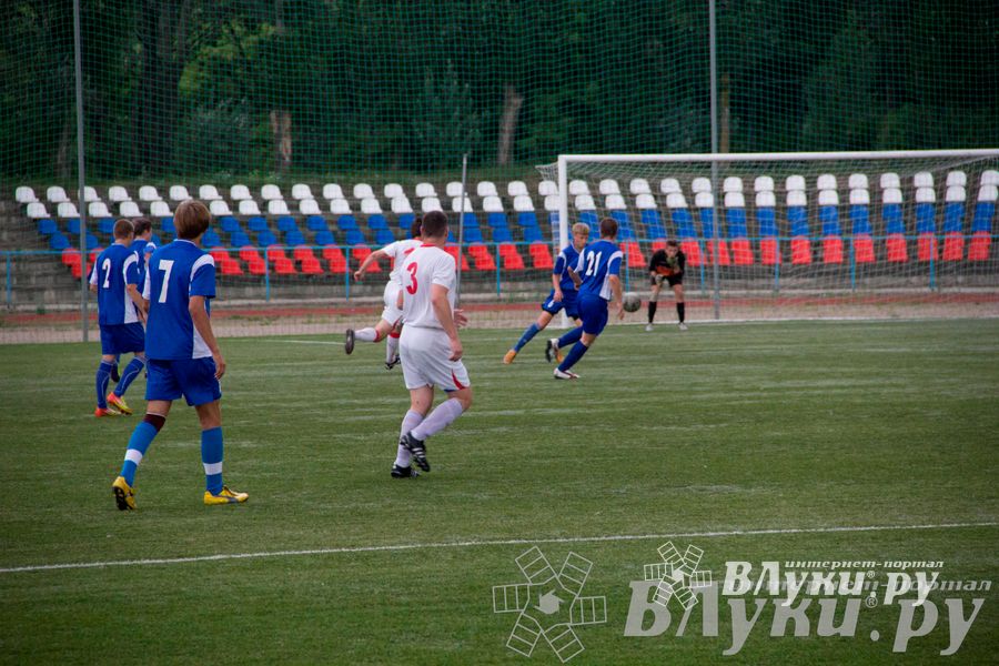 Футбольный матч «Экспресс-2» — «КПРФ»