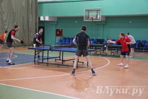 В Великих Луках состоялся турнир по настольному теннису (фото)
