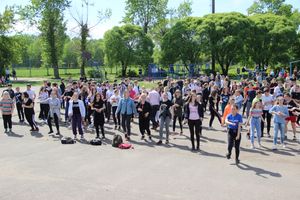 Спецназ «разгромил» на Дятлинке «банду»