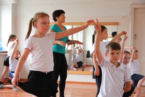 Поздравляем тех, кто сеет доброе и вечное, с профессиональным праздником