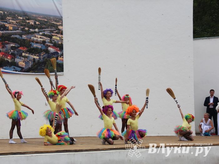 Лучшие мажоретки и барабанщицы награждены (ФОТО)