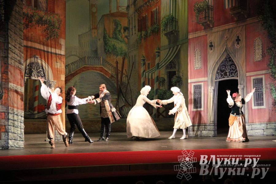Санкт-Петербургский музыкальный театр представил зрителям мюзикл «Труффальдино из Бергамо» (фото)