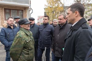 Михаил Ведерников ходил по дворам (ФОТО)