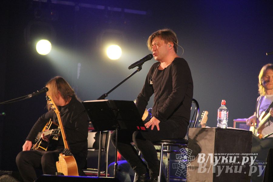 В Великих Луках выступила группа Би-2 (фото)