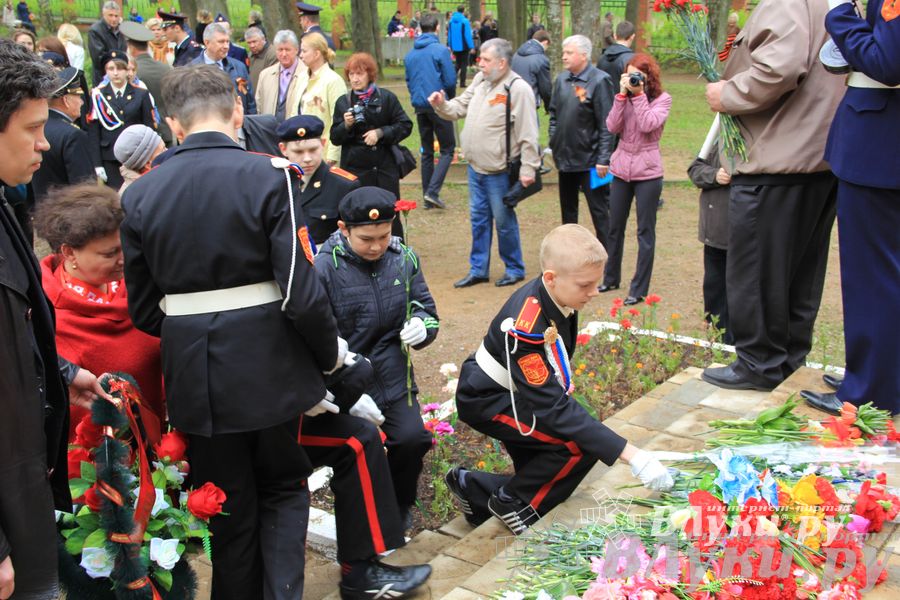 В Великих Луках почтили память погибших в Великой Отечественной войне