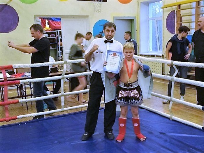 Сборная Великих Лук по кикбоксингу завоевала 1 общекомандное место (ФОТО)