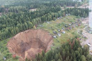 Провал в Соликамске за девять месяцев увеличился в 25 раз (фото)