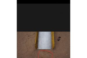 Великолучанка: Как обязать ЖКХ блюсти за детскими площадками, дабы не случилось новой трагедии? (ФОТО)