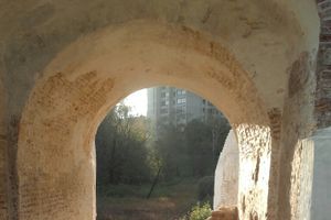 Долгожданные дорожки появились в Великолукской крепости (ФОТО)