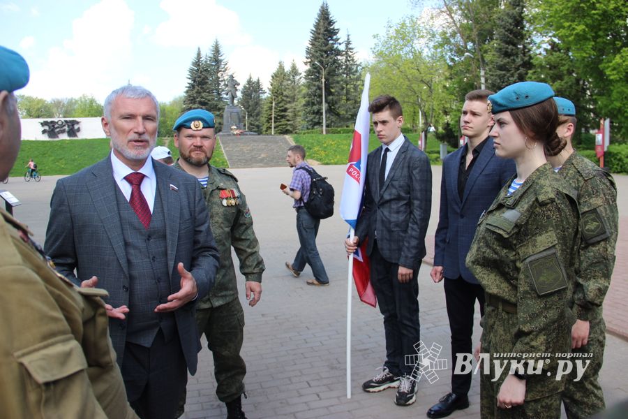 Депутат Госдумы Алексей Журавлев: «Россия начинается в Великих Луках!» (ФОТО)