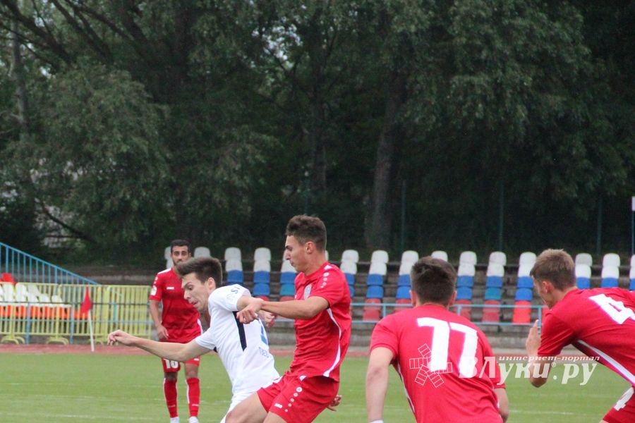 «Луки-Энергия» уступила дома «Твери» (ФОТО)