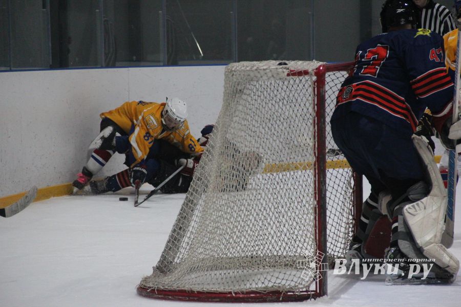 ХК «Луки-Экспресс» обошла псковскую «Гвардию» по буллитам (ФОТО)