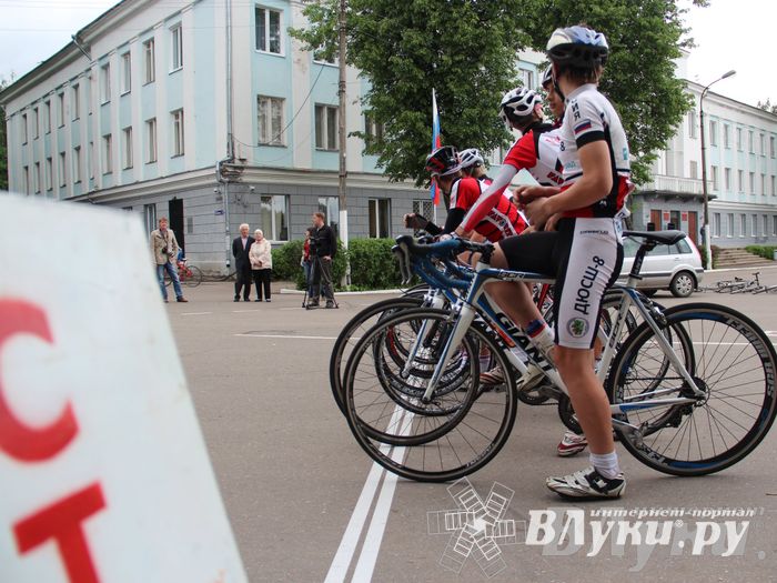 Гонка-критериум по велосипедному спорту