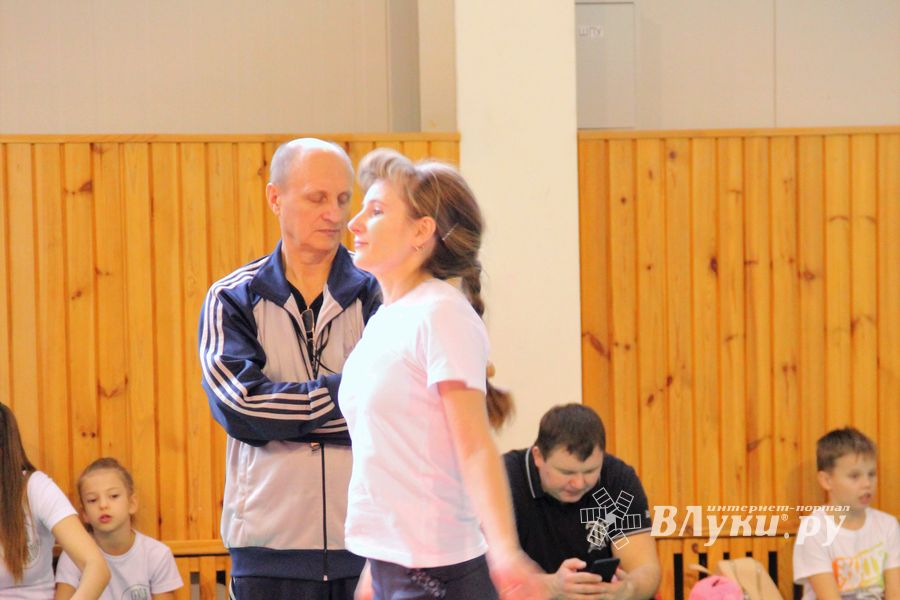 Великолучане одержали победу в зональном этапе «Папа, мама, я – спортивная семья» (ФОТО)