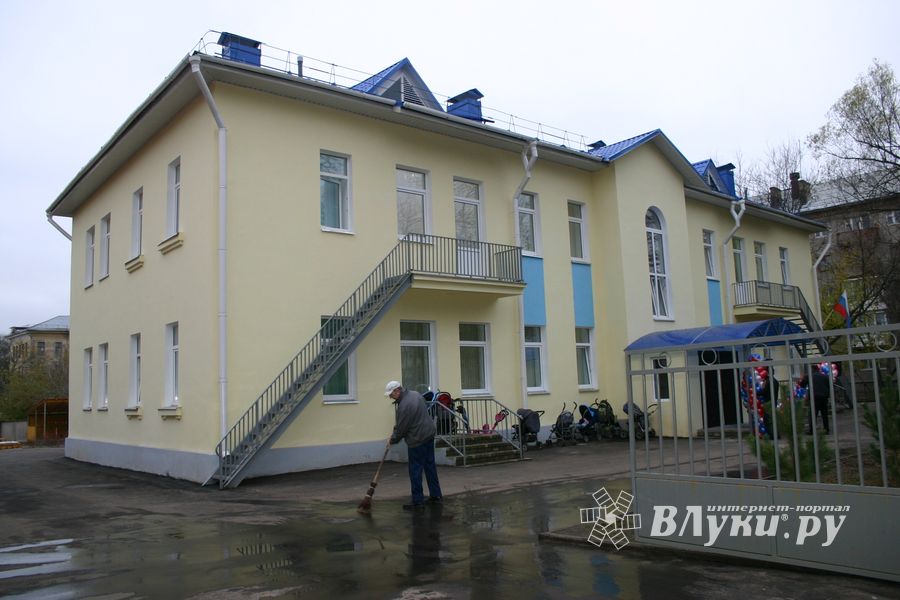 Губернатор области принял участие в торжественной церемонии открытия нового детского сада (ФОТО)