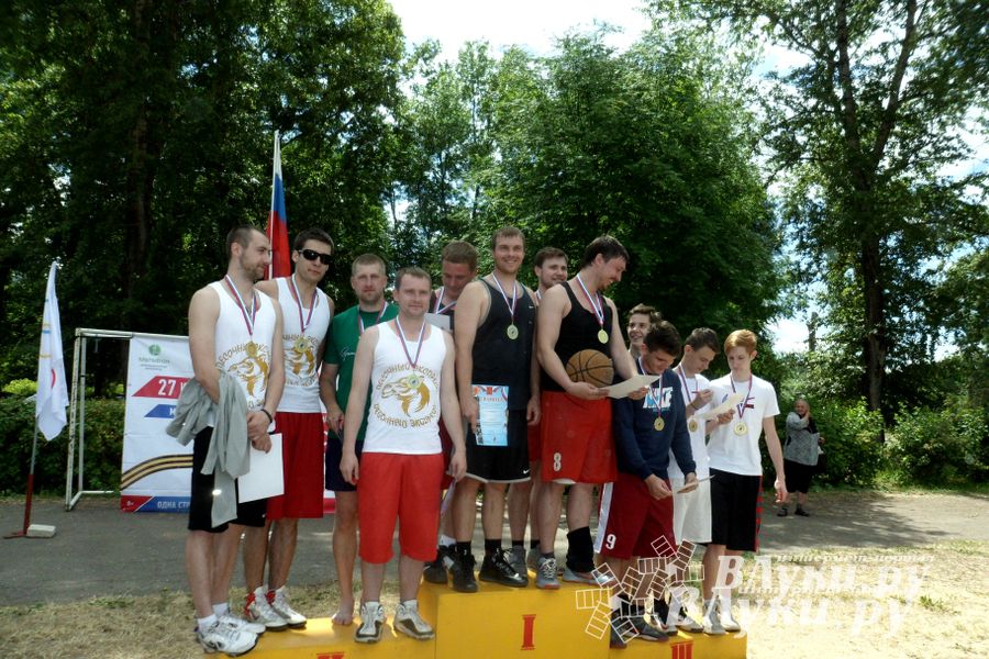 В Великих Луках прошел Всероссийский олимпийский день (фото)