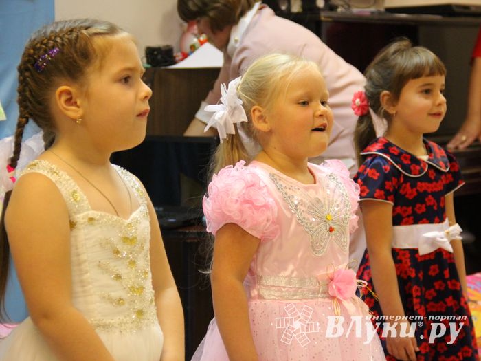 Старейший детский сад Великих Лук отпраздновал юбилей (ФОТО)