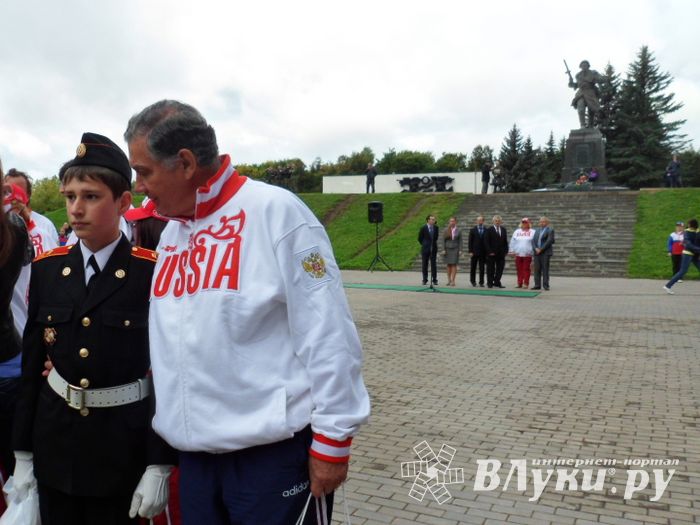 Великие Луки встретили олимпийских чемпионов (ФОТО)