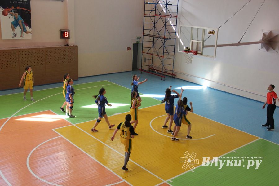 Великолучанки стали победителями областной Спартакиады по баскетболу (ФОТО)