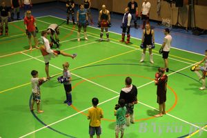 В Великих Луках прошел мастер-класс по кикбоксингу (фото)