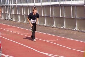 В Великих Луках состоялись соревнования «Шиповка юных» (фото)