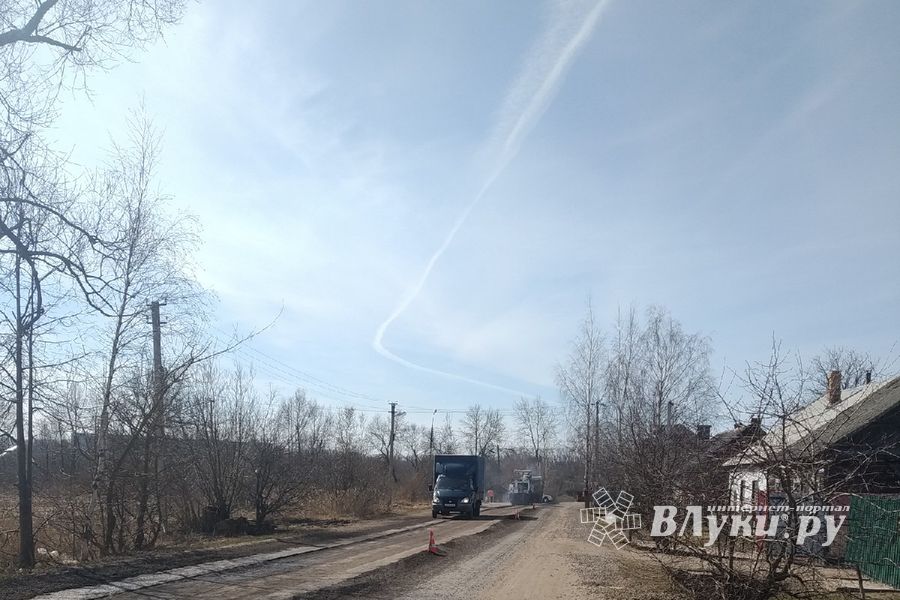 На ул. Прудной идёт ремонт дороги (ФОТО)
